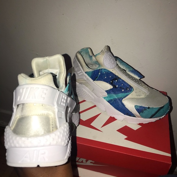 CUSTOM BLUE HUARACHE NIKE SNEAKERS - Picture 4 of 4